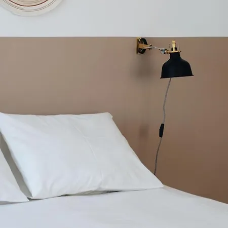 Oxford House By Lovelystay Apartament