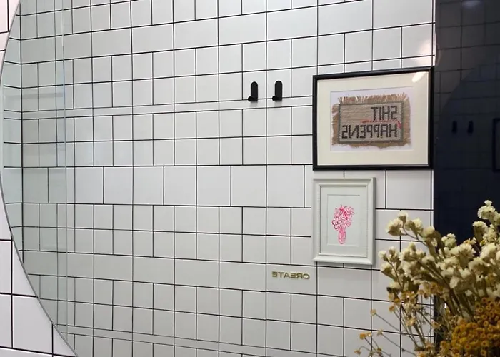 Oxford House By Lovelystay *