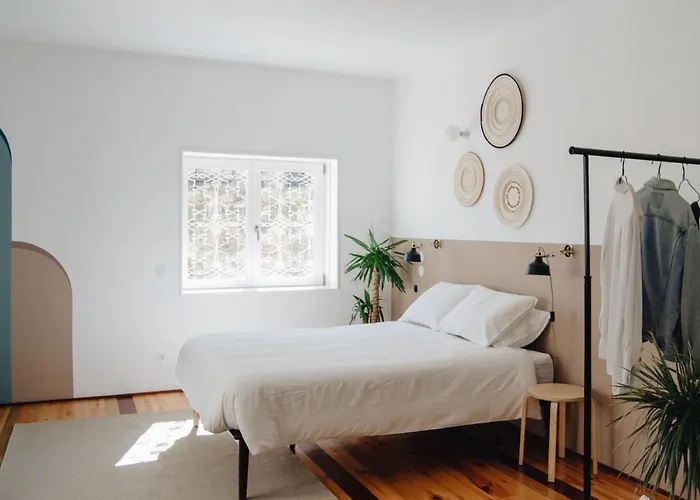 Oxford House By Lovelystay