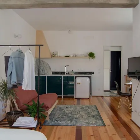 Oxford House By Lovelystay Apartmán *